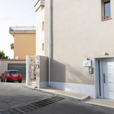 Perla Sul Mare Apartments 지아르디니낙소스 외부 사진