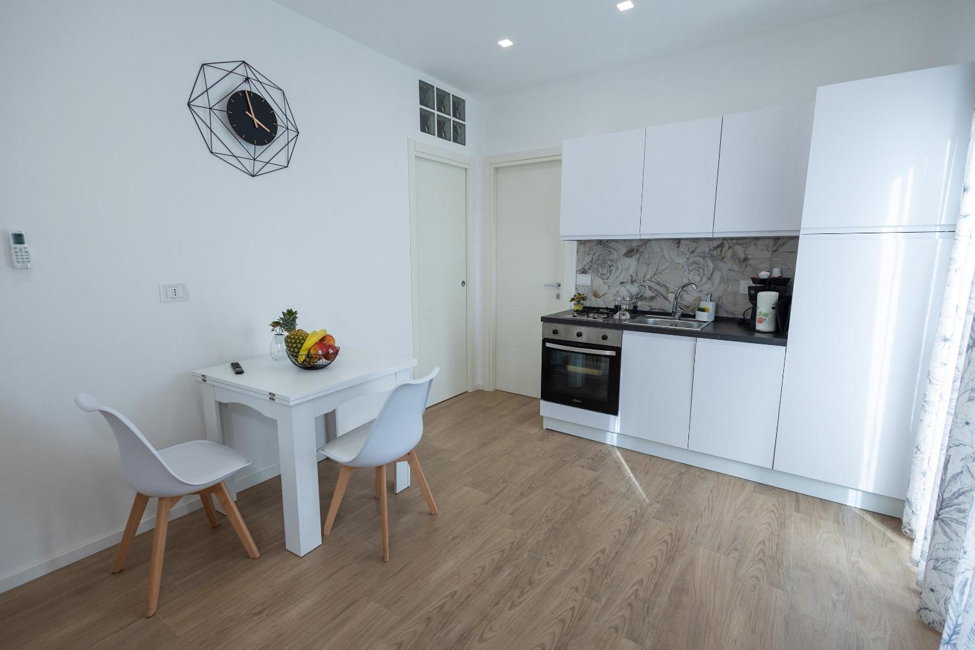 Perla Sul Mare Apartments 지아르디니낙소스 외부 사진