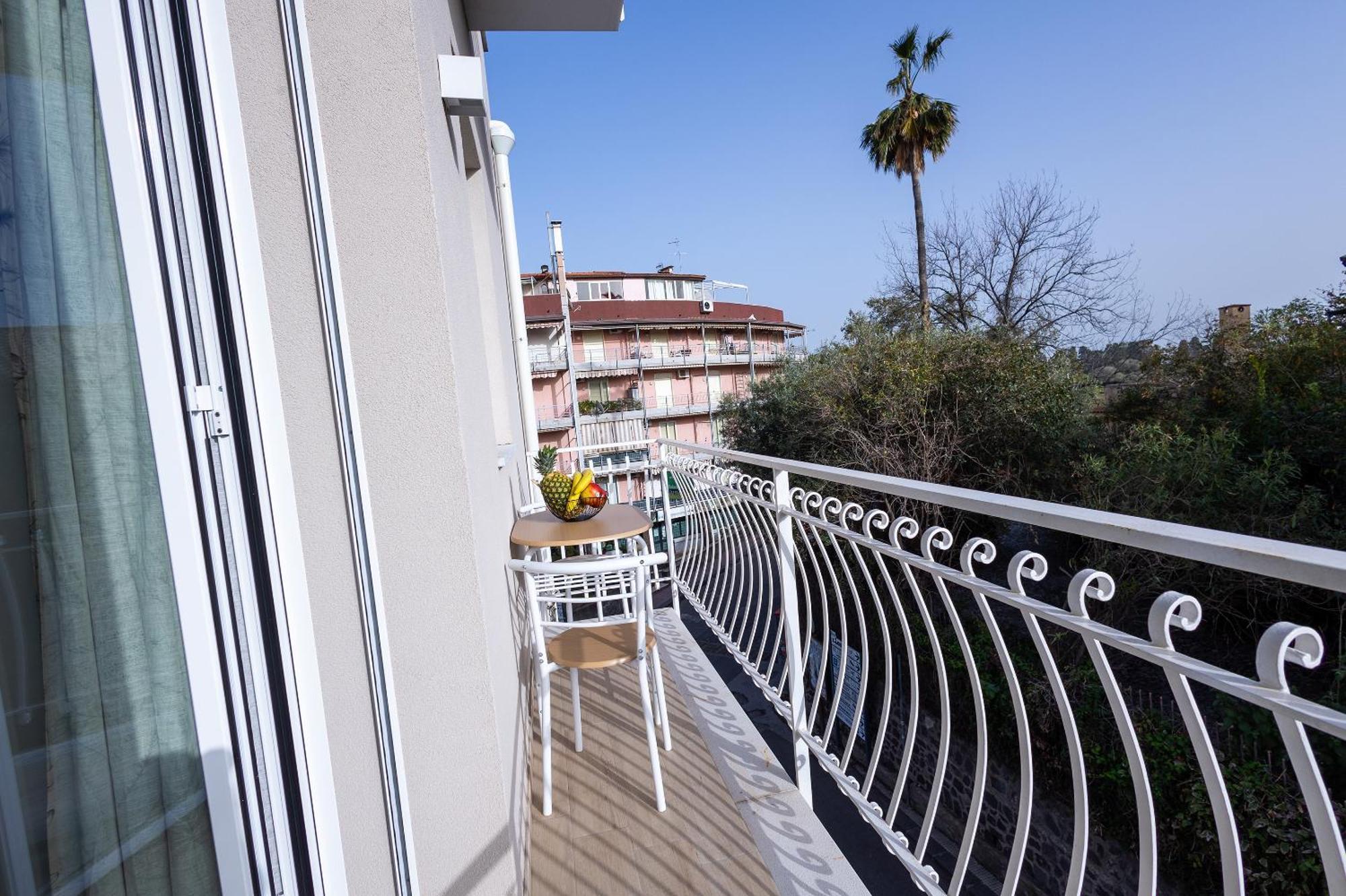 Perla Sul Mare Apartments 지아르디니낙소스 외부 사진